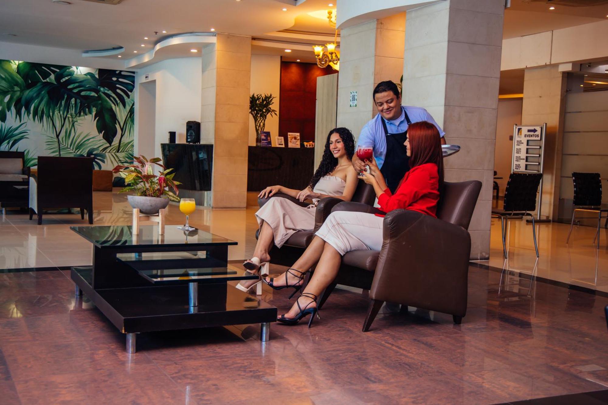 Hotel Plaza Las Americas Cali Buitenkant foto