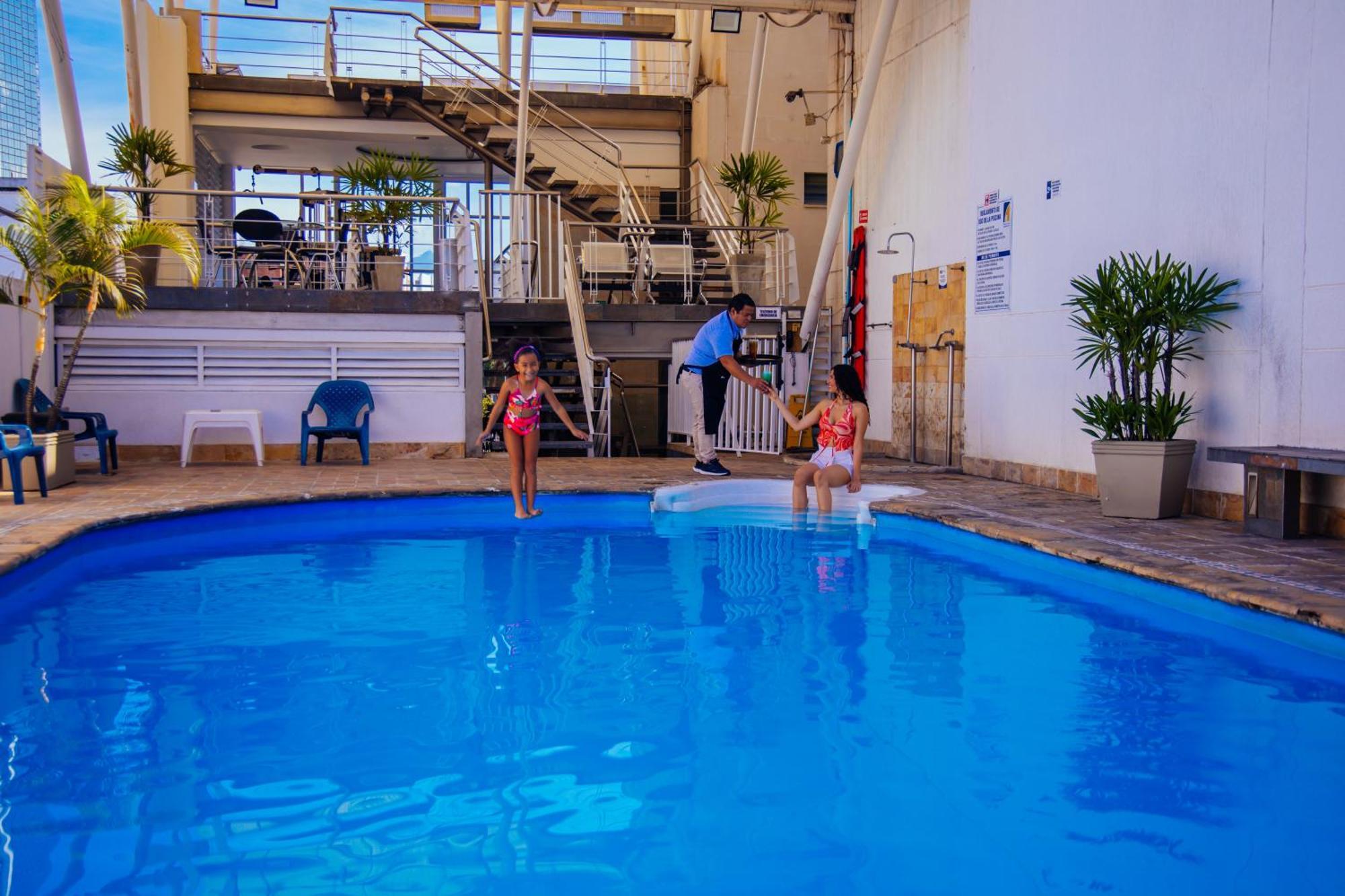 Hotel Plaza Las Americas Cali Buitenkant foto